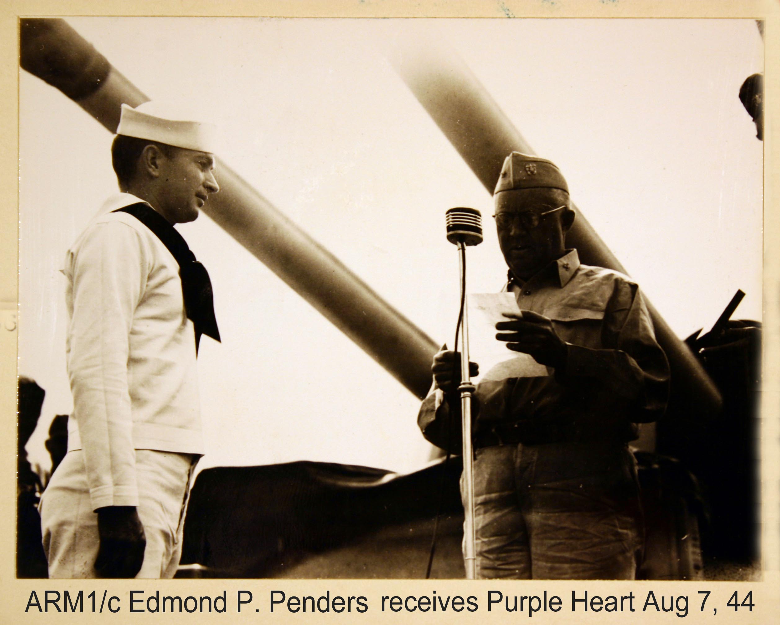 Edmond Penders receives award